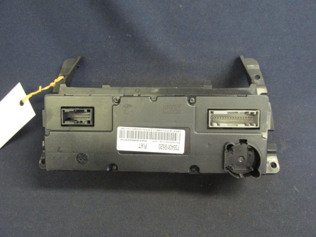 Fiat Croma 2005-2010 digit fűtéskapcsoló 735431952