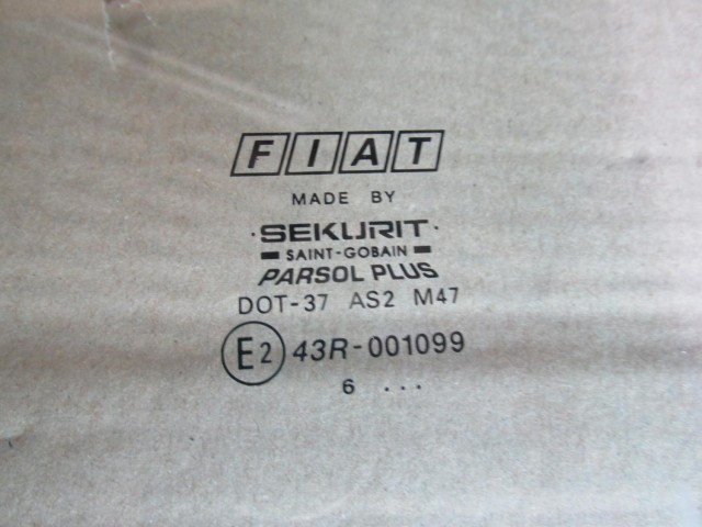 Fiat Brava bal hátsó, lejáró,zöld színű üveg