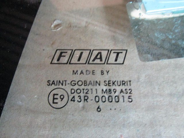 Fiat Bravo II. jobb hátsó, fix,zöld színű üveg