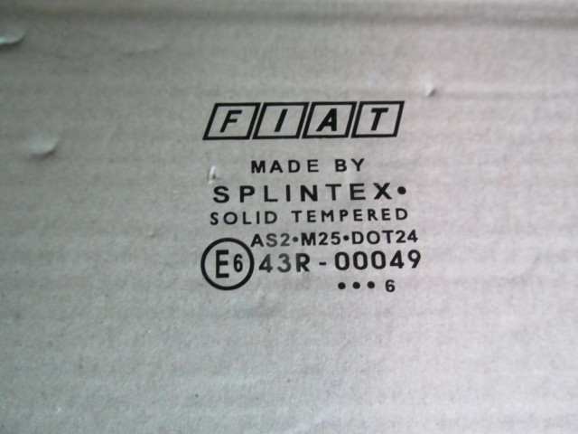 Fiat Croma 2005-2010 bal első,lejáró,zöld színű üveg