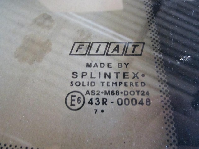 Fiat Punto 3 ajtós jobb hátsó,fix,zöld színű üveg