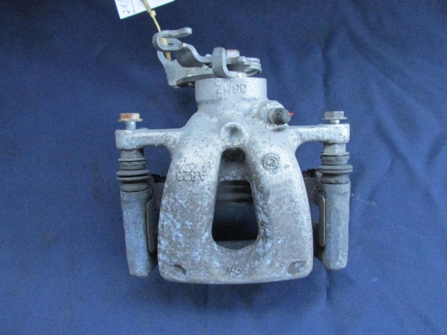 Alfa Romeo 159, Brera, Spider jobb hátsó, nem hűtott tárcsás féknyereg