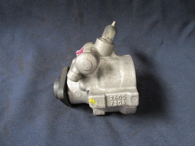 Alfa Romeo 147, 156, Gt, Gtv, Spider benzines, kormányszervó szivattyú 46737907