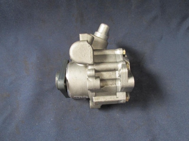 Alfa Romeo 145, 146, 156, 166. Gtv, Spider  benzines, kormányszervó szivattyú 60665522