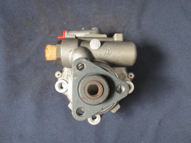 Alfa Romeo 145, 146, 156, 166. Gtv, Spider  benzines, kormányszervó szivattyú 60665522