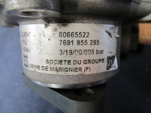 Alfa Romeo 145, 146, 156, 166. Gtv, Spider  benzines, kormányszervó szivattyú 60665522