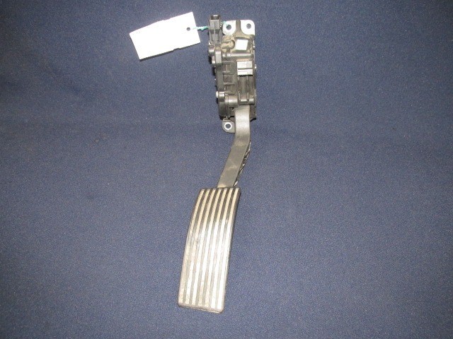 Alfa Romeo 159/Brera/Spider  60695129 számú gázpedál