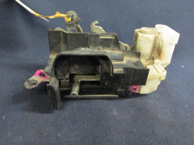 Fiat Punto II. III. 3 ajtós jobb első ajtó zár 46536070