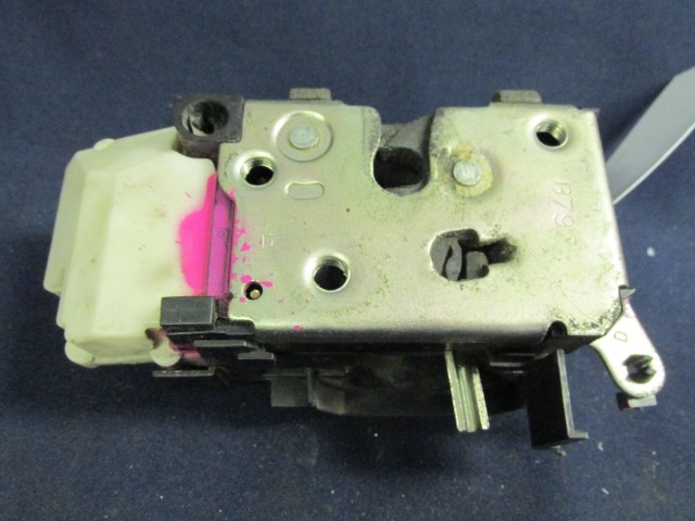 Fiat Punto II. III. 3 ajtós jobb első ajtó zár 46536070
