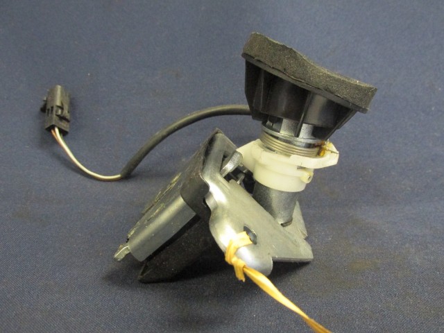 Fiat Punto III. csomagtér ajtó zár