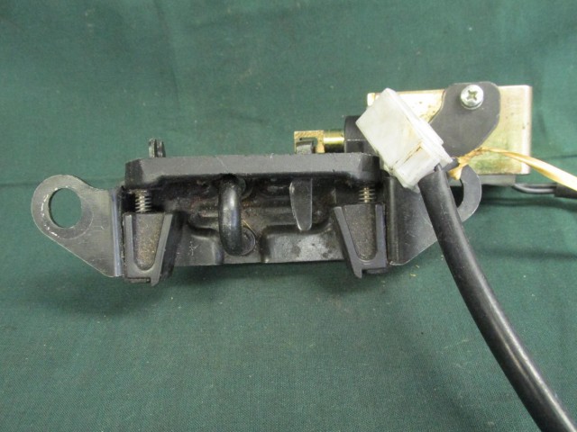 Lancia Lybra csomagtér ajtó zár