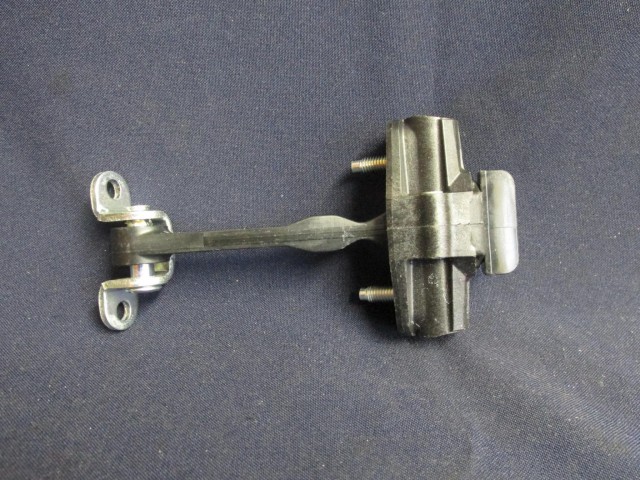 Alfa Romeo 159 gyári új hátsó ajtóhatároló 50510941