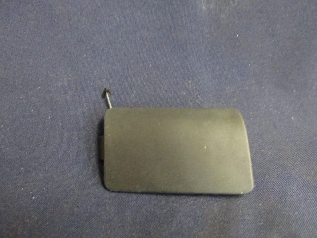 Fiat Stilo 3 ajtós , első vonószem takaró