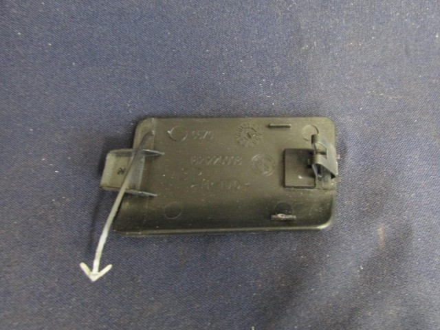 Fiat Stilo 3 ajtós , első vonószem takaró