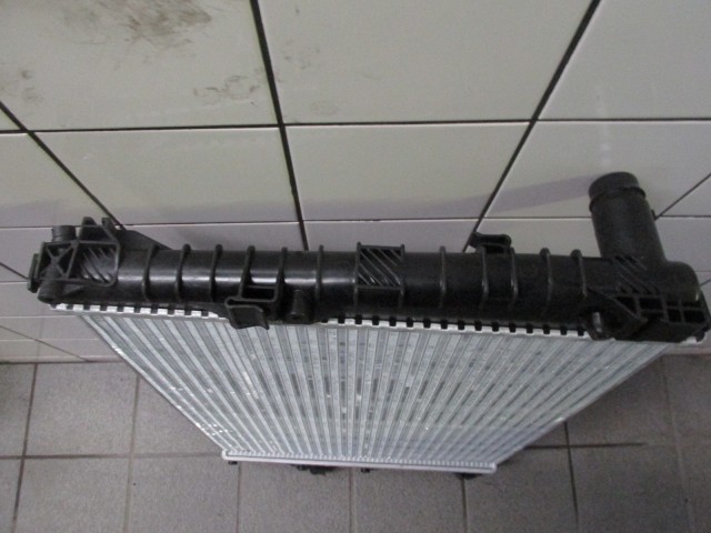 Alfa Romeo 159 2,0 16v Diesel utángyártott új víz hűtő 50516225