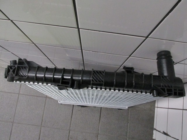 Alfa Romeo 159 2,0 16v Diesel utángyártott új víz hűtő 50516225