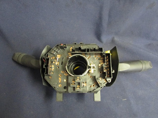 Lancia Lybra kombi gyári új, kormánykapcsoló 735302111