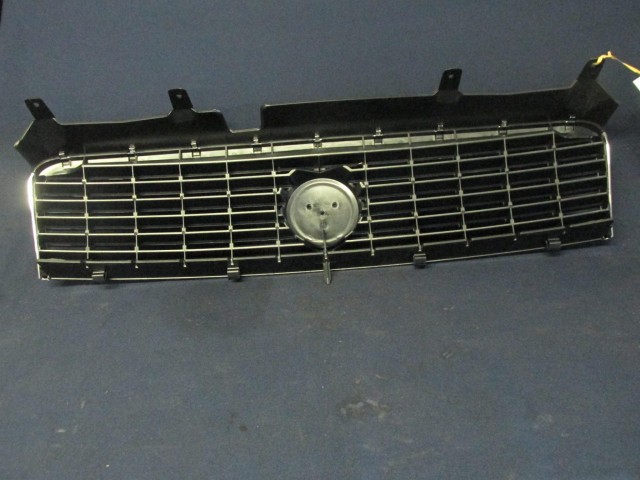 Fiat Linea utángyártott új, fekete díszrács 735439412