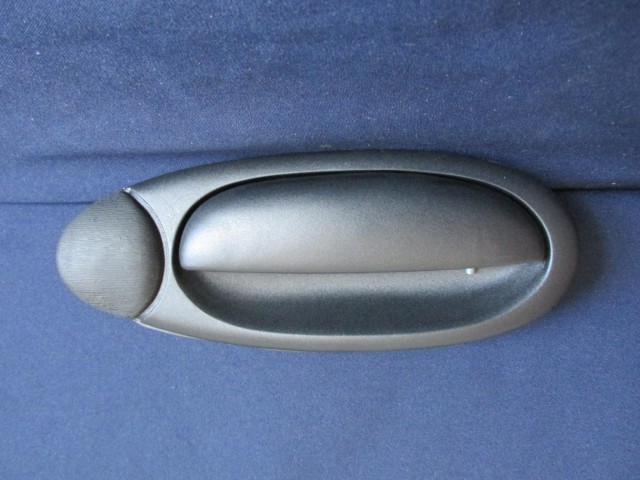 Fiat Multipla utángyártott új jobb első külső kilincs 735256575