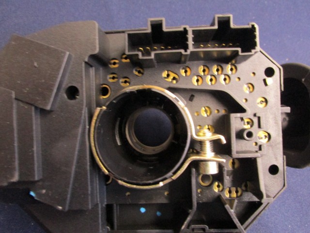 Fiat Stilo, Bravo nem multikormányos kormánykapcsoló 735368247