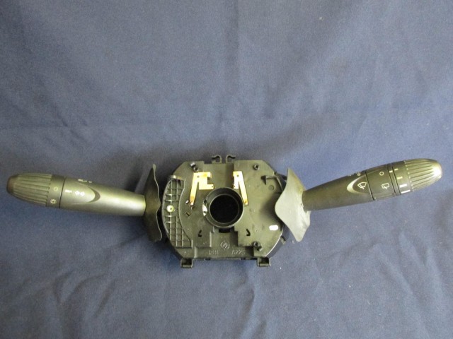 Fiat Punto II. III. kormánykapcsoló, első ablaktörlő plusz ütem kapcsolóval