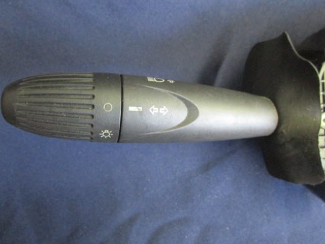 Fiat Punto II. III. kormánykapcsoló, első ablaktörlő plusz ütem kapcsolóval