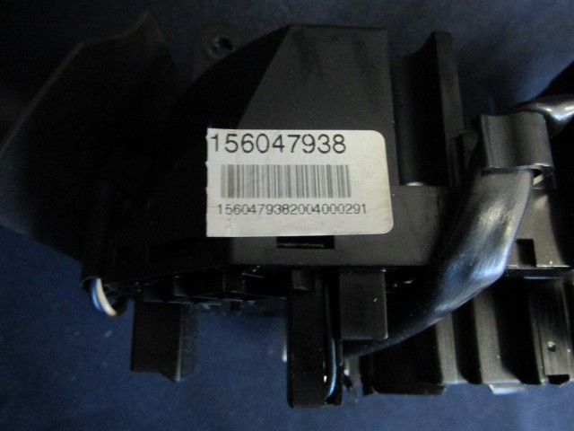 Alfa Romeo 156 szedán 2001-2005 kormánykapcsoló 156047938
