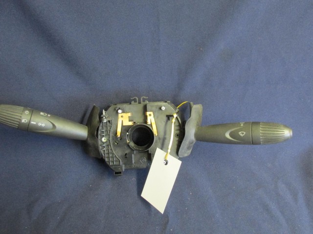 Fiat Doblo 2005-2009 nem légzsákos fekete színű kormánykapcsoló 50520626