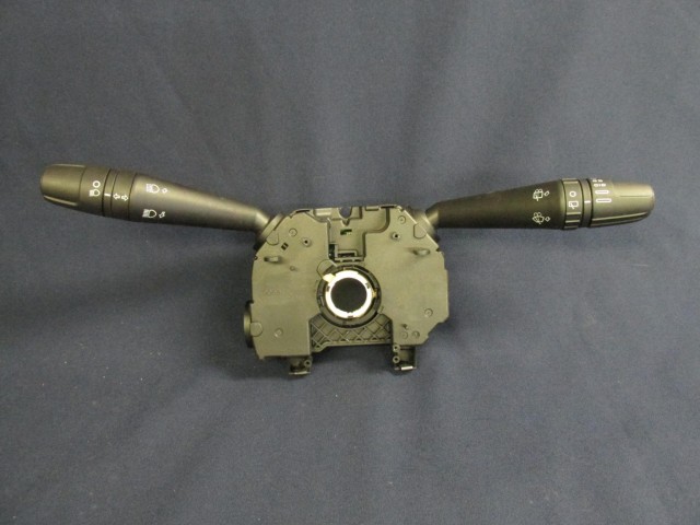 Alfa Romeo MiTo kormánykapcsoló 156102059