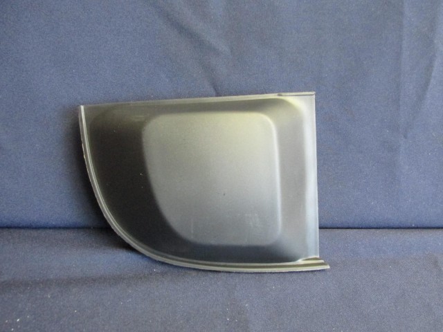 Fiat 500 2007-2015 utángyártott új, jobb oldali ködlámpahely takaró 735455039