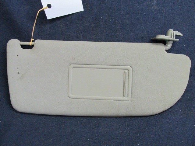 Alfa Romeo 156 szürke színű,tükrös,jobb oldali napellenző