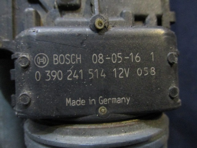 Alfa Romeo Gt első ablaktörlő motor mechanikával