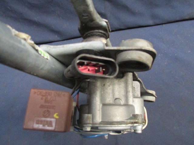 Fiat Multipla első ablaktörlő motor mechanikával