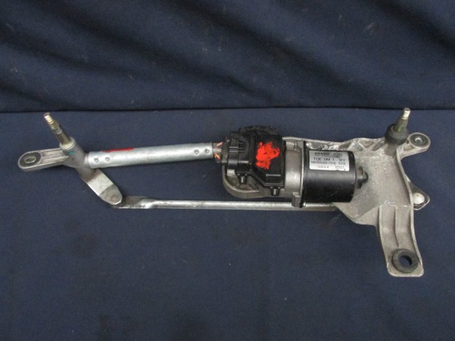 Lancia Musa első ablaktörlő motor mechanikával