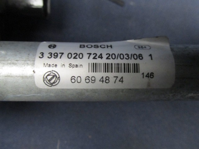 Alfa Romeo 159, Brera, Spider első ablaktörlő motor mechanikával