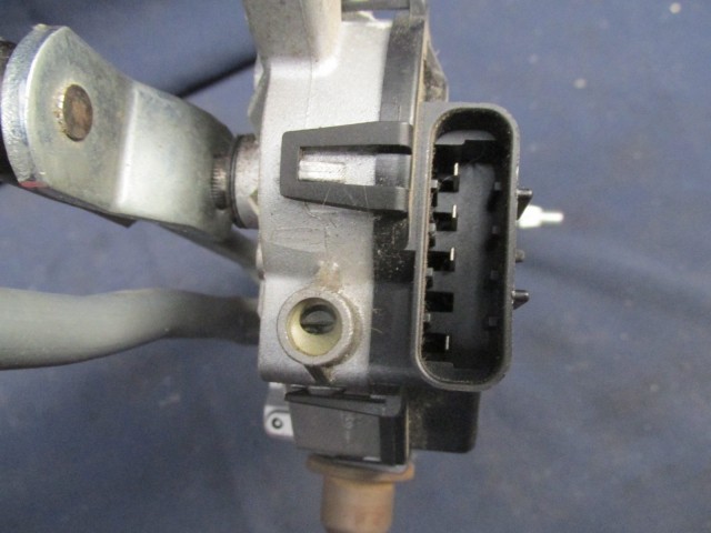 Lancia Ypsilon III. első ablaktörlő motor mechanikával