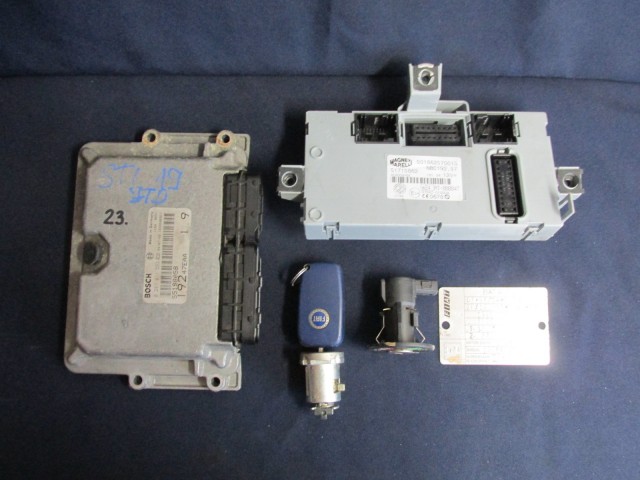 71899 Fiat Stilo 1,9 Jtd motorvezérlő szett 0281011553