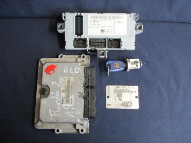 71921 Fiat Punto II. 1,9 Jtd motorvezérlő szett 0281001955 