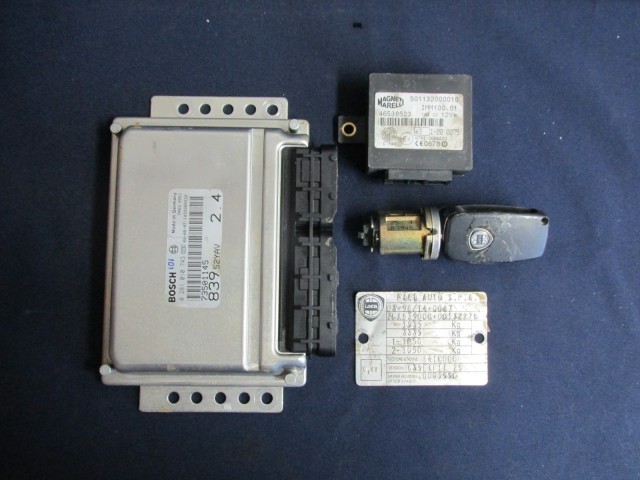 71937 Lancia Lybra 2,4 Jtd motorvezérlő szett 0281010743