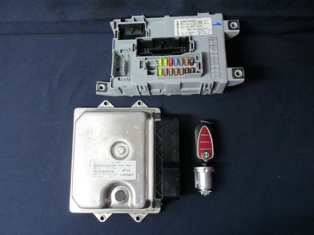 71946 Alfa Romeo Mito 1,4 benzin motorvezérlő szett 51875963