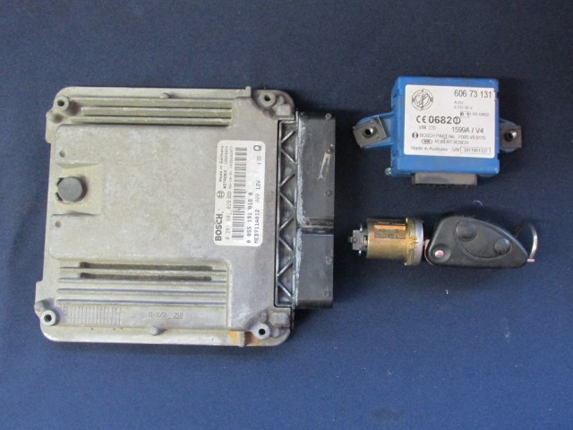 71991 Alfa Romeo 156 2,0 benzin motorvezérlő szett 0261s01029