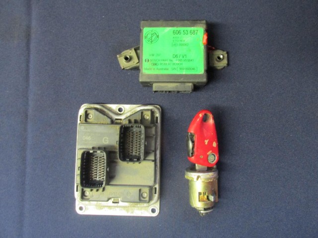 72053 Alfa Romeo 156 2,0 16v benzin Euro 2 motorvezérlő szett 0261204948 , 46768470