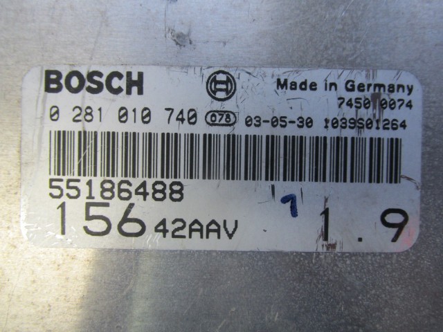 Alfa Romeo 156 1,9  8v Diesel motorvezérlő 55186488, 0281010740