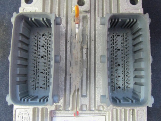 72087 Fiat Linea 1,6 benzin motorvezérlő 51847337