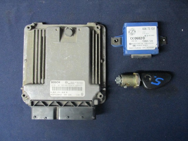 72123 Alfa Romeo 156 2,0 benzin motorvezérlő szett 0261S01029