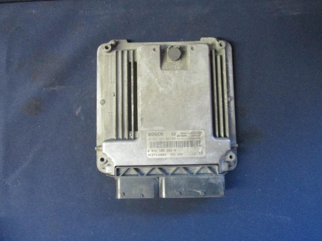 Alfa Romeo 156 2,0 16v JTS benzin motorvezérlő 0261S01007 , 55185282