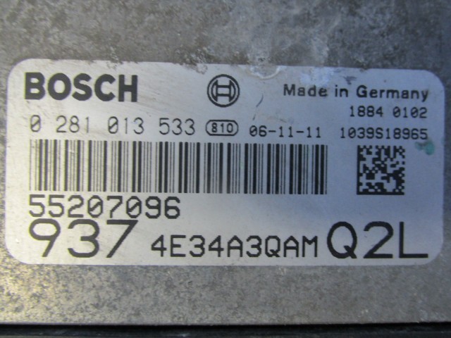 72267 Alfa Romeo Gt 1,9 Jtd motorvezérlő 0281013533