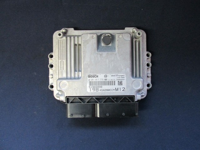 Fiat Bravo 2010-2014 1,6 16v Mjet motorvezérlő 51902998, 0281017779