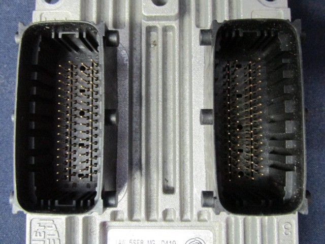 Lancia Ypsilon 2009-2011 1,2 8v  benzin motorvezérlő 51891835