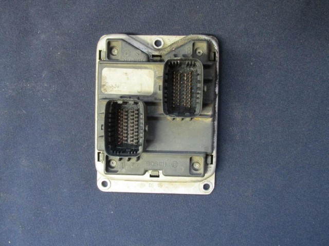Alfa Romeo 166 2,0 benzin motorvezérlő 0261204732